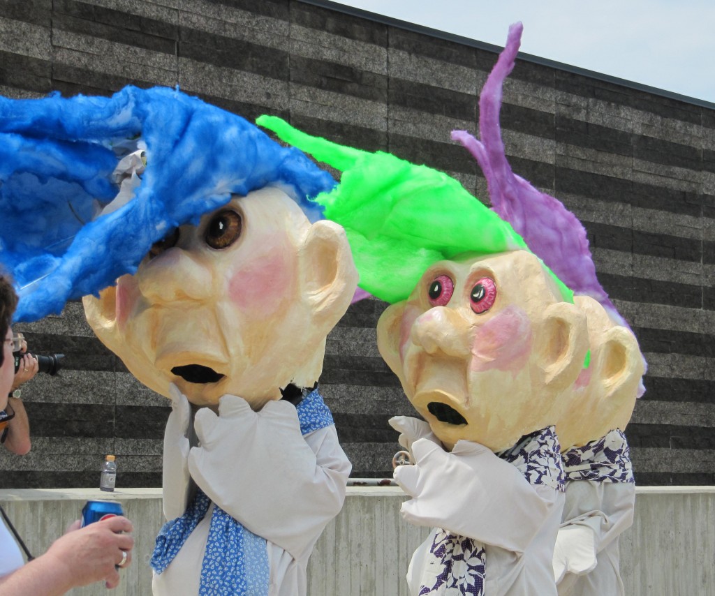 trolls